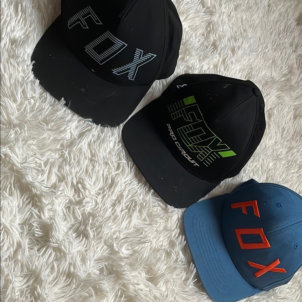 3 FOX hats